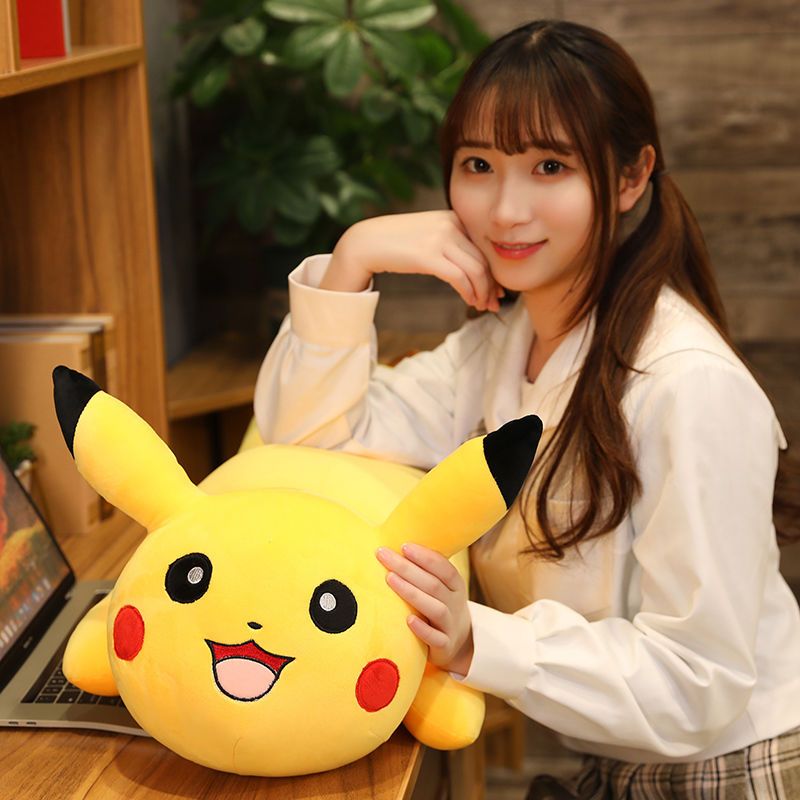 免運 開立發票 抱枕 靠枕 趴睡枕 皮卡丘公仔毛絨玩具抱枕女生睡覺床上玩偶可愛娃娃長條枕生日禮物A0829 6