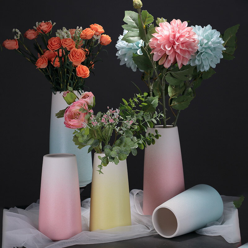 北歐簡約現代陶瓷花瓶滿天星小清新干花插水培花器裝飾品客廳擺件