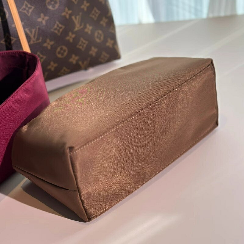 Nano Noe Neonoe Purseforum 精品防水尼龍】適用於LV Carryall內膽包包中