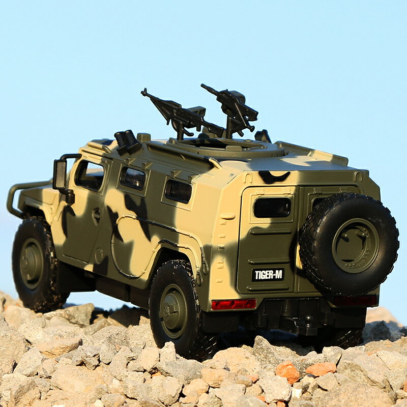 俄羅斯虎式戰車軍事車合金車模金屬裝甲車吉普車聲光仿真汽車模型