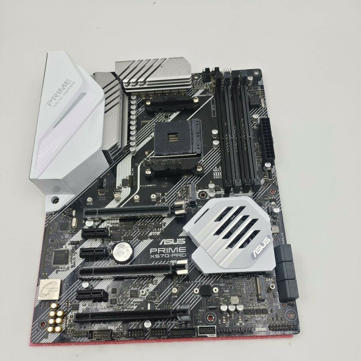 華碩X570 PRO主機板 支援Ryzen 3600 5600 高效能遊戲 電腦組裝 電競主機 保固3個月