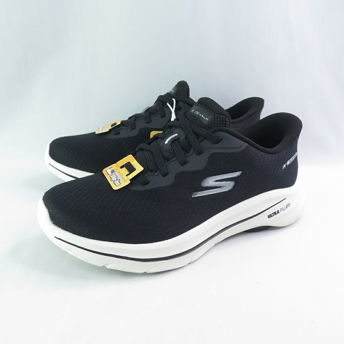Skechers 125931WBKW 女健走鞋 GO WALK 8 粉紅絲帶限定款 寬楦 瞬穿 黑x白