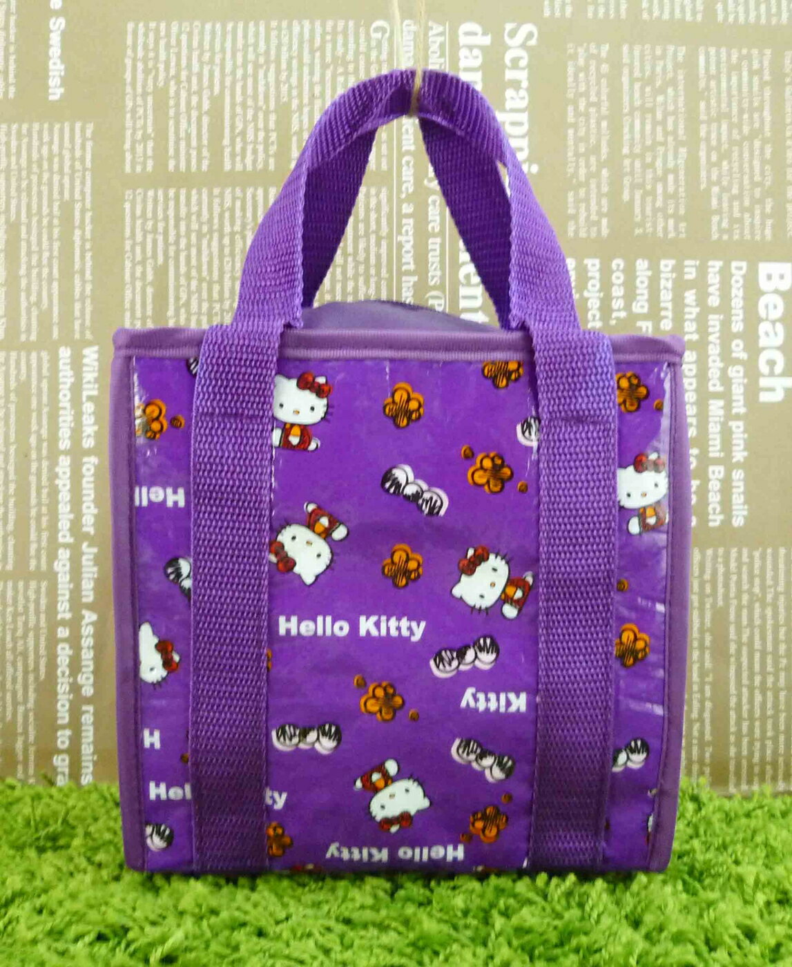 【震撼精品百貨】Hello Kitty 凱蒂貓 購物袋 側坐 紫【共1款】 震撼日式精品百貨