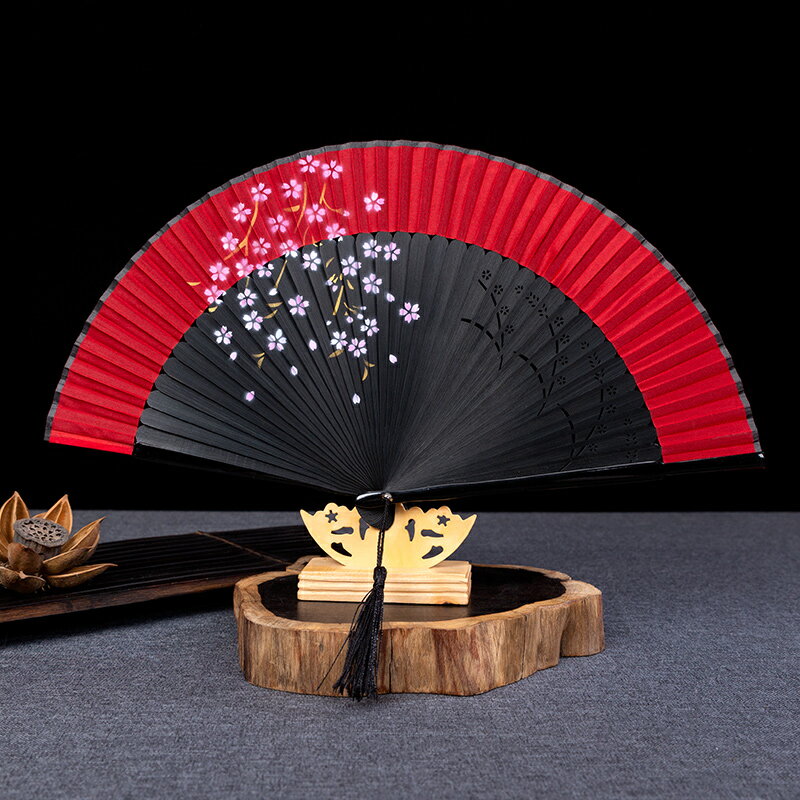 中國風手繪女式折扇日式扇子絹綾和風工藝折疊日用跳舞小扇子女扇