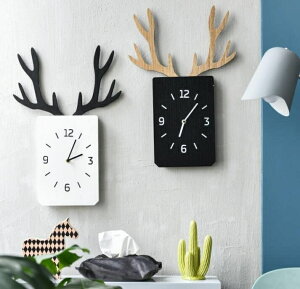 掛鐘 北歐裝飾創意INS鹿角鐘錶客廳牆面壁掛臥室靜音時鐘木質方形掛錶