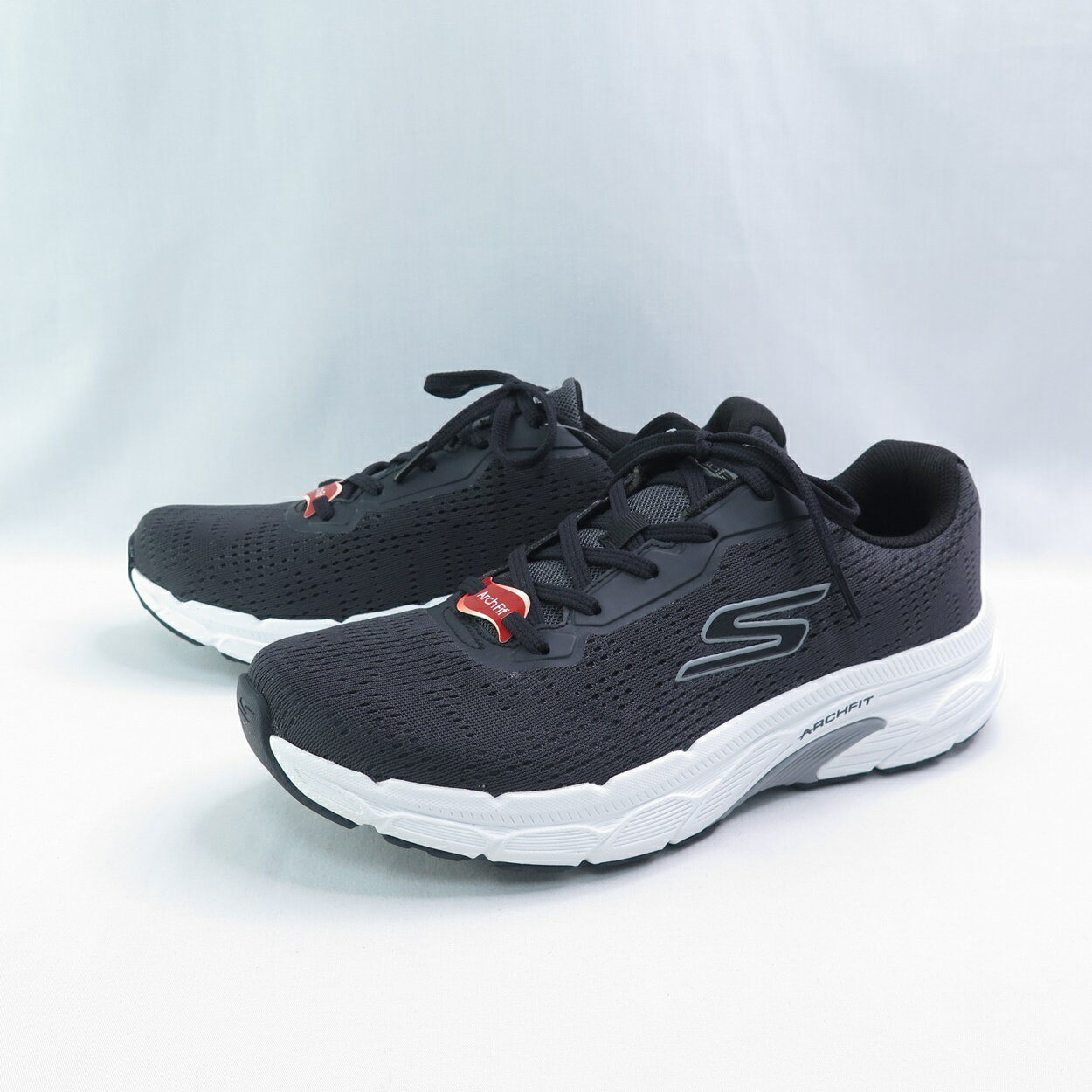 SKECHERS 221102BLK 男慢跑鞋 GO RUN Arch Fit 2.0 黑/白【iSport愛運動】
