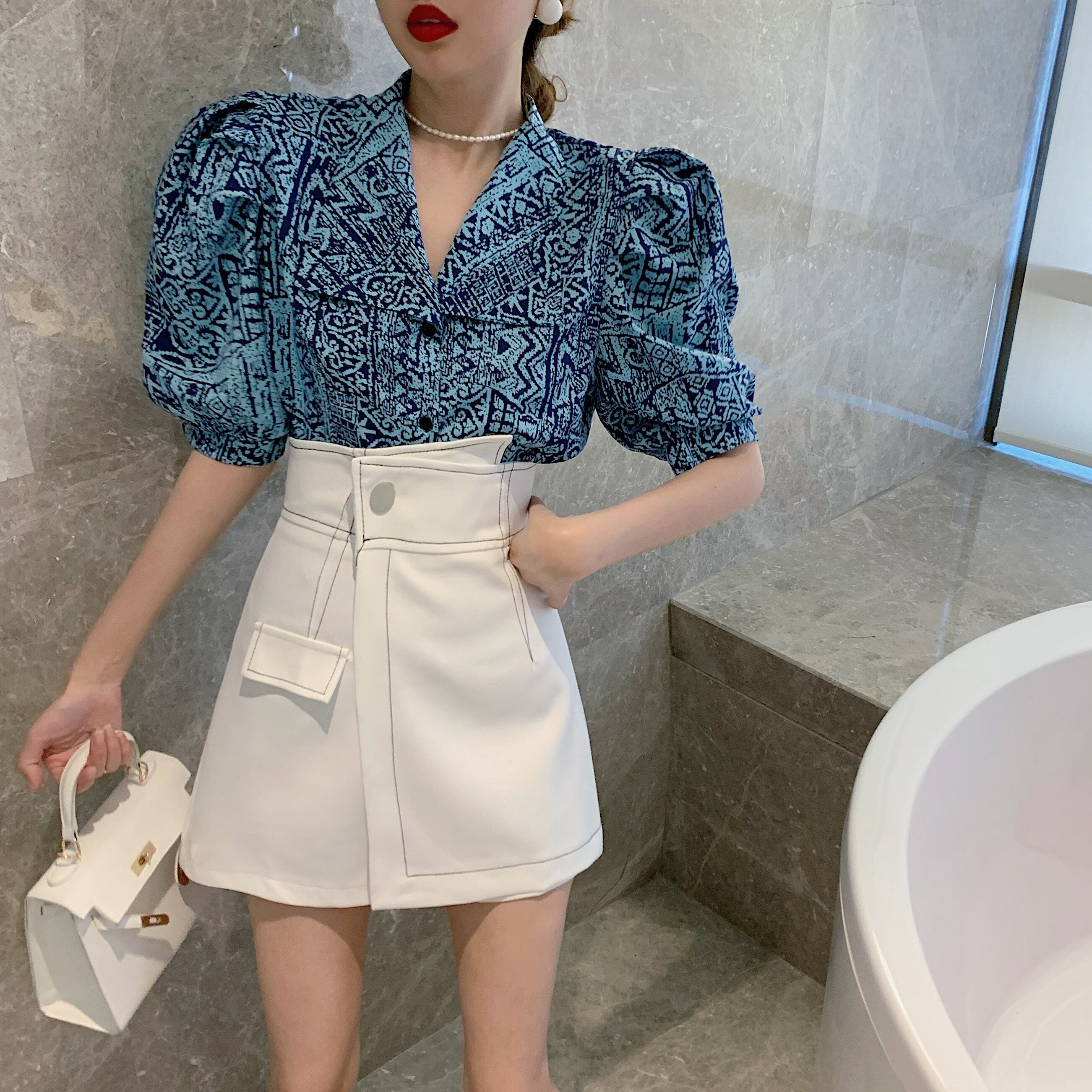 設計感小眾港味泡泡袖襯衫女夏新款薄款法式百搭洋氣翻領上衣