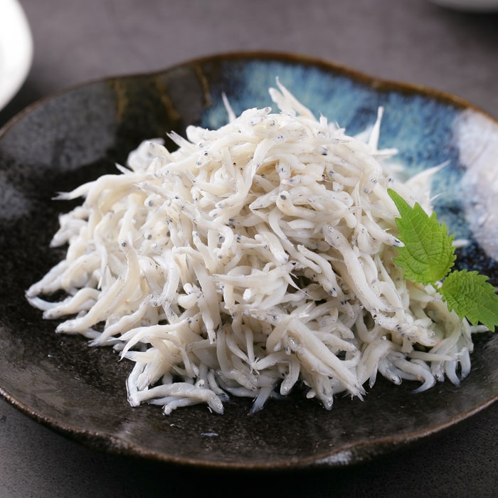 【嚴選 生凍魩仔魚】 年節優選食材      含鈣量高/ 優質蛋白 /  SGS檢驗合格 ►銀髮族、青少年、幼童優質的營養補給品 推薦人氣單品  【觀大上鮮】 週一到週五中午前下單 隔日到貨