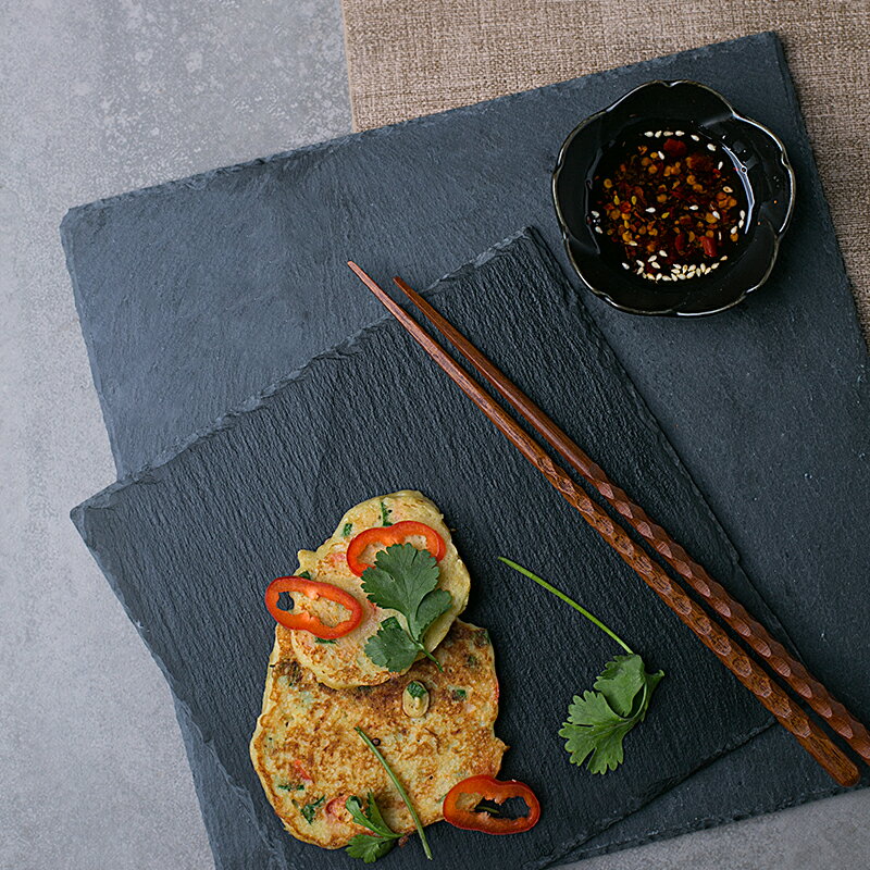 朵頤 日式創意巖石板餐盤壽司擺盤簡約方形平盤披薩盤點心盤家用1入