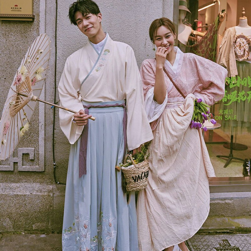 新款影樓情侶主題婚紗外景旅拍國風情侶服裝攝影復古漢服男女套裝