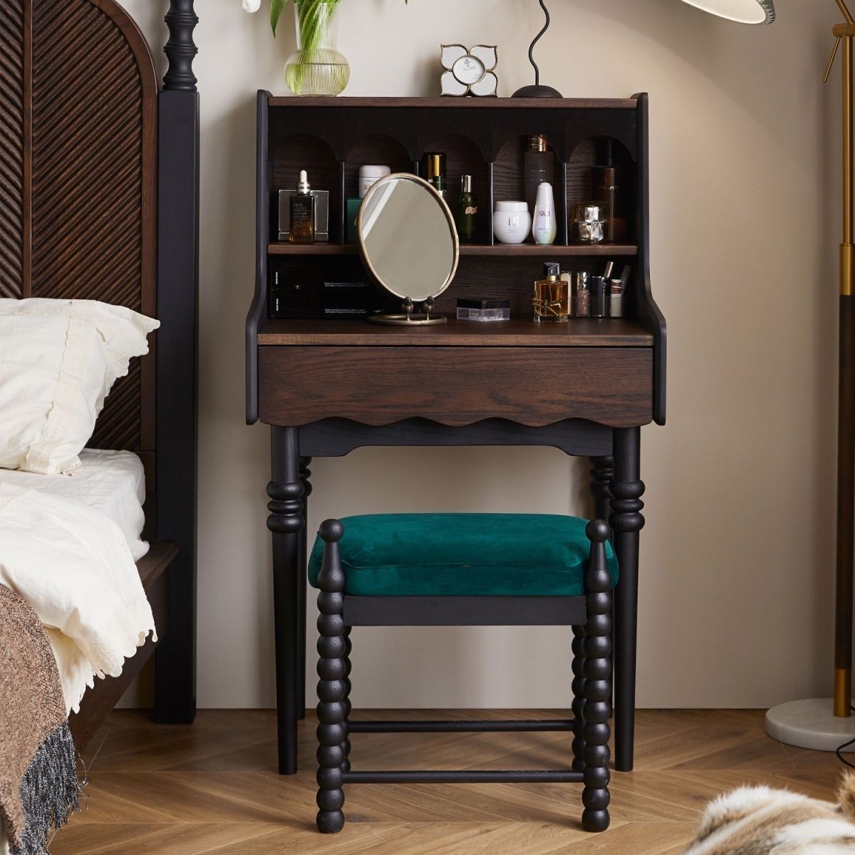 免運 化妝桌 實木梳妝臺 小戶型化妝桌  梳妝臺小型梳妝桌法式復古小戶型臥室中古風實木化妝桌床頭梳妝桌 可開發票 全館八折 工廠現貨直銷 新品特價 y9052