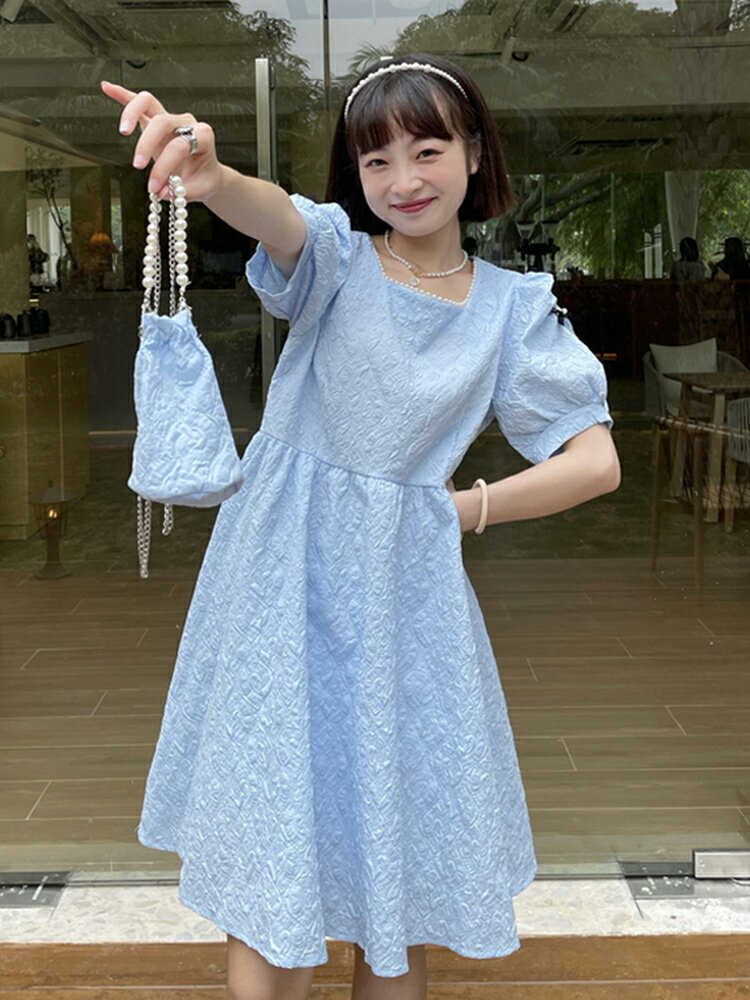 珍珠方領連衣裙夏季新款甜美氣質收腰泡泡短袖收腰藍色裙子女