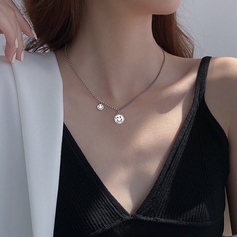 925純銀圓牌笑臉項鏈女年新款潮微笑鎖骨鏈ins冷淡風復古頸鏈 4