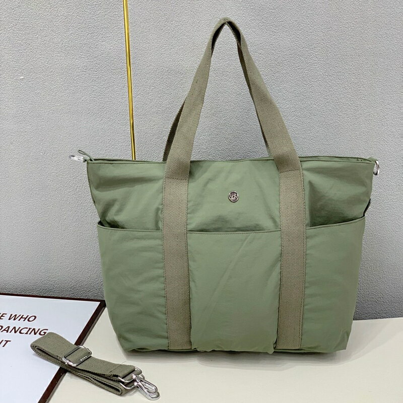 【巴黎精品】現貨秒發 手提包帆布肩背包-通勤大容量防水托特包男女包包5色a1hf32