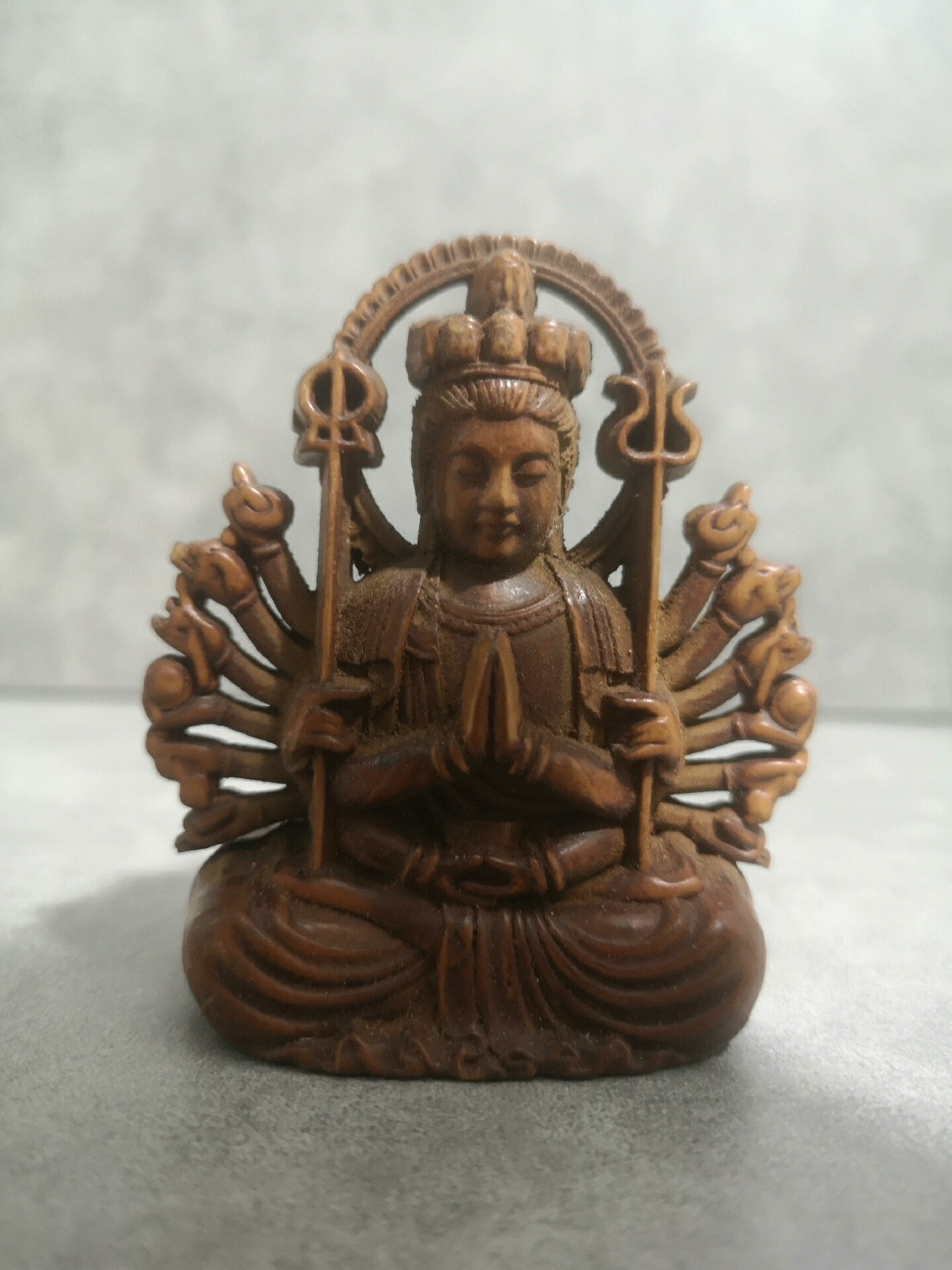 木雕擺飾小葉黃楊木精雕擺飾佛像千手觀音，高7寬6釐米，雙面雕