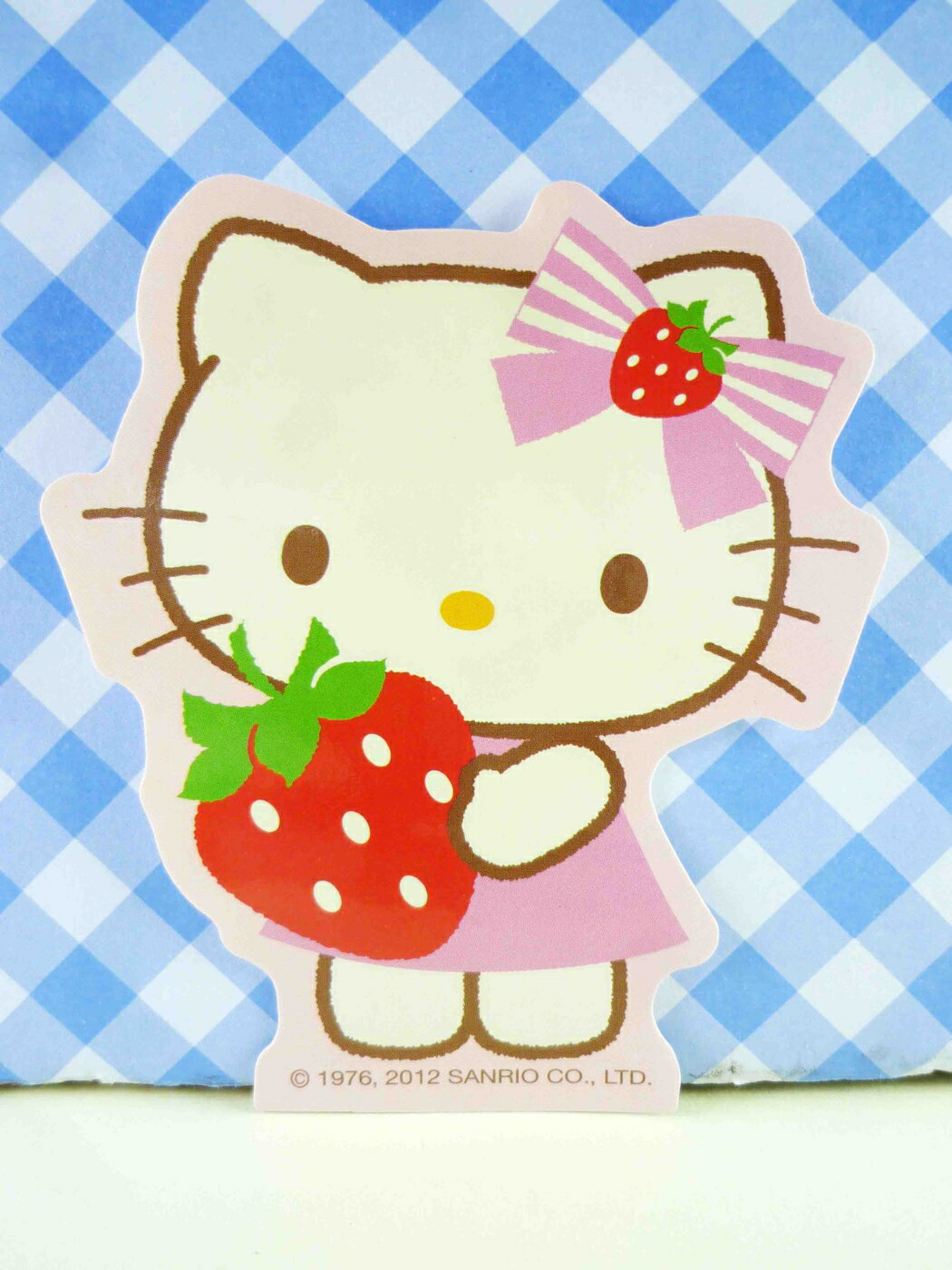 【震撼精品百貨】Hello Kitty 凱蒂貓 KITTY貼紙-造型KIYTTY草莓 震撼日式精品百貨