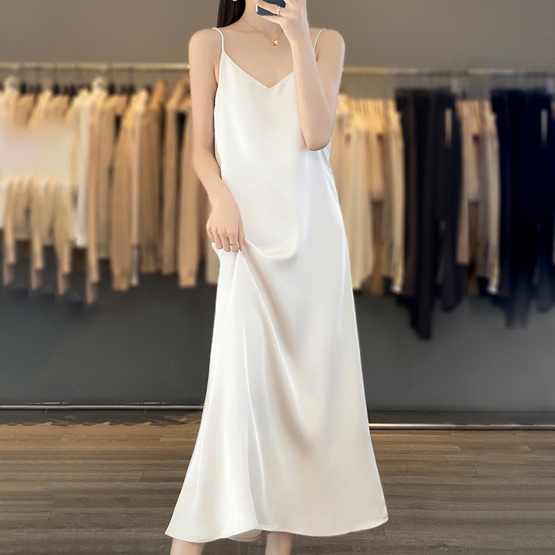 【巴黎 】真絲緞面洋裝蠶絲裙子名媛法式絲綢絲質氣質連身裙-V領修身細肩帶女素色裙子17色a1ep24