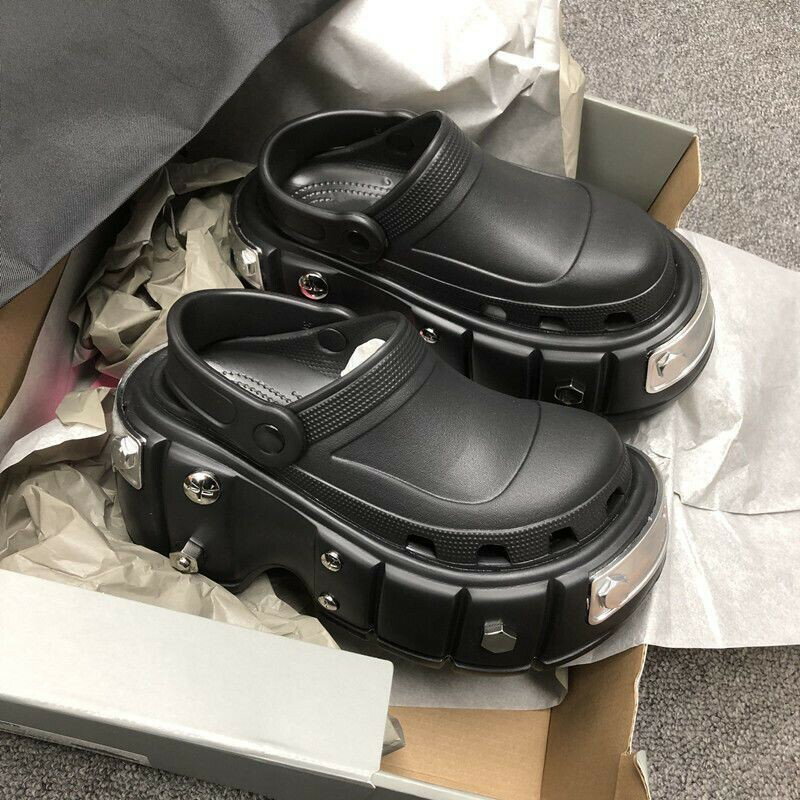 爆款 潮流男涼鞋 朋克洞洞鞋男 包頭拖鞋男 款厚底增高設計師8CM半拖男 巴黎涼鞋男