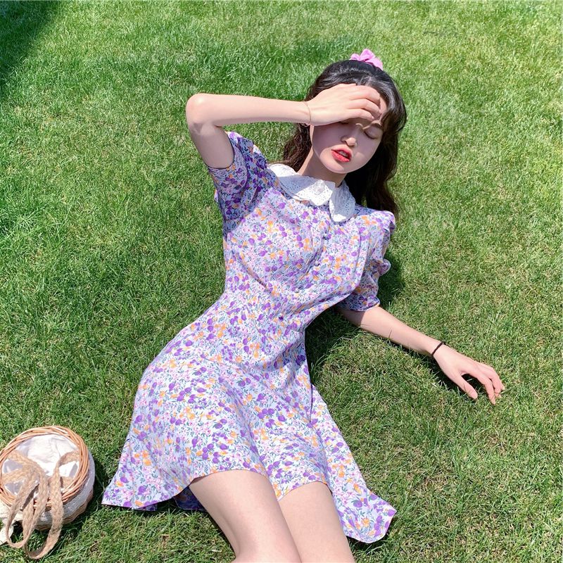小個子甜美風2022年夏季新款法式小眾蕾絲娃娃領碎花氣質連衣裙
