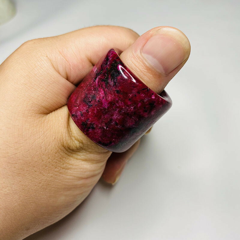 天然岫玉桃花玉扳指 玉石扳指桃花玉戒指 男士大指環禮品