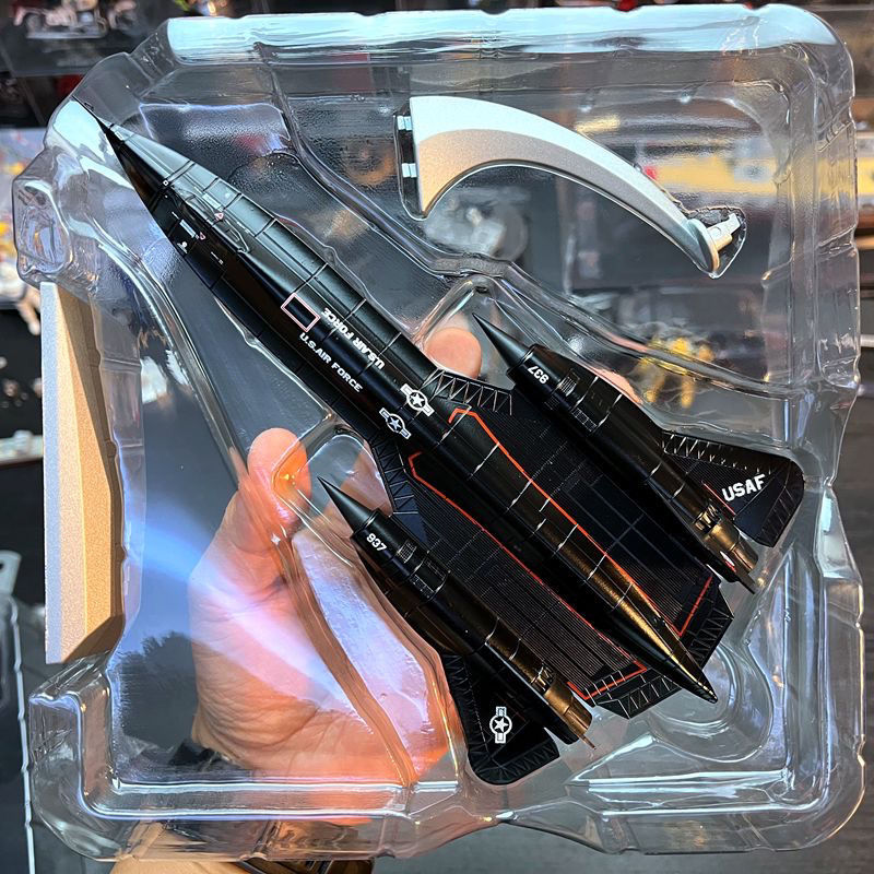 模型擺件 1:144比例合金飛機 黑鳥SR-71偵查機 成品金屬模型帶合金支架擺件 全館免運