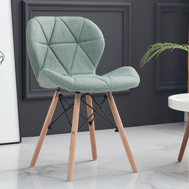 化妝凳 北歐椅子現代簡約家用網紅ins凳子靠背化妝伊姆斯書桌椅蝴蝶餐椅『XY14911』