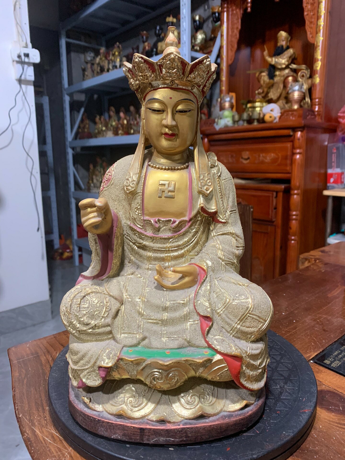 結緣老樹脂佛像擺飾，地藏菩薩，高31厘米，幾十年老物件，特價