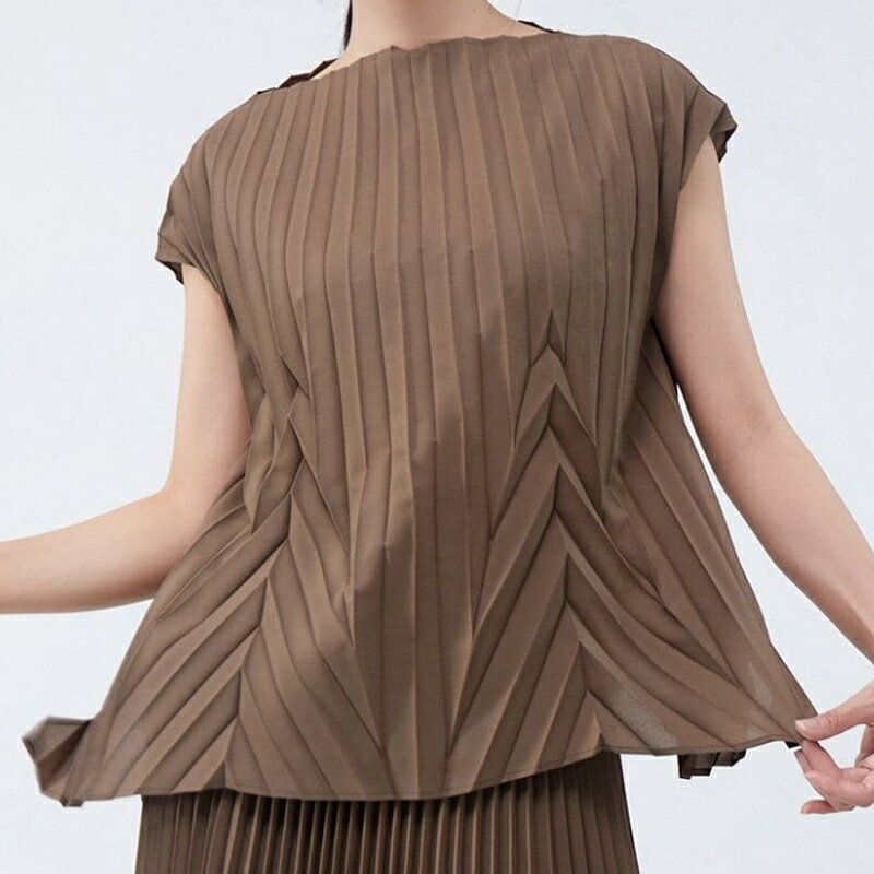 【巴黎精品】現貨+預購 三宅風皺褶衣服褶皺上衣-短袖摺衣壓褶新款手工百褶寬鬆折衣女T恤4色a1jq41