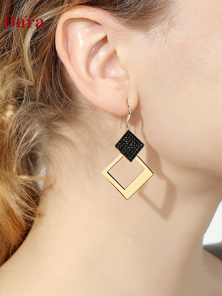戴拉氣質耳環女版網紅高級感法式新款潮簡約夸張個性時尚