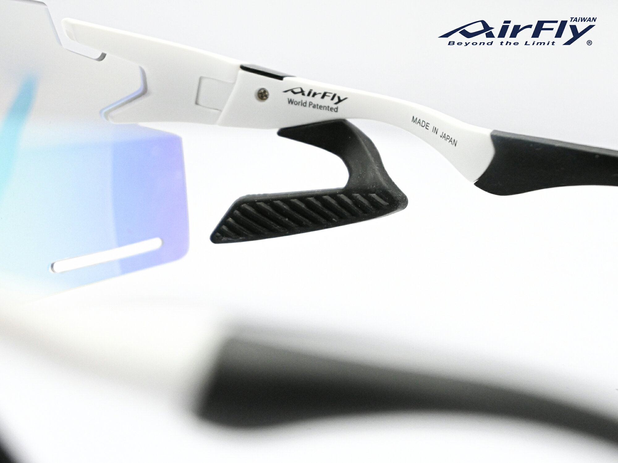 【AirFly】滑輪國手李巧容同款｜AF301BKTD【特製變色款】｜301-C2無鼻墊運動太陽眼鏡 特級金水銀鏡片 珍珠白 6