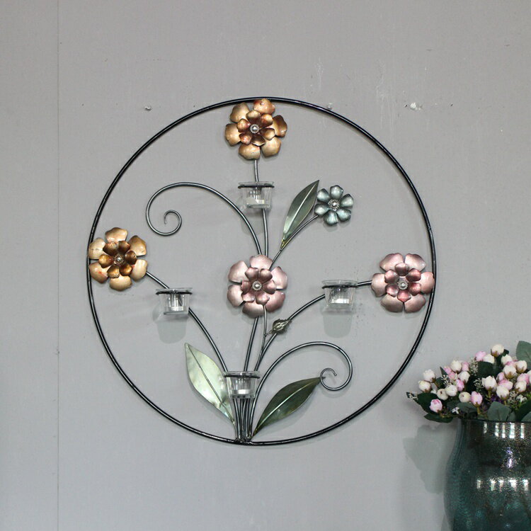 歐式巴洛克復古花朵壁飾鐵藝燭臺 送蠟燭和大口杯 別墅家居裝飾品1入