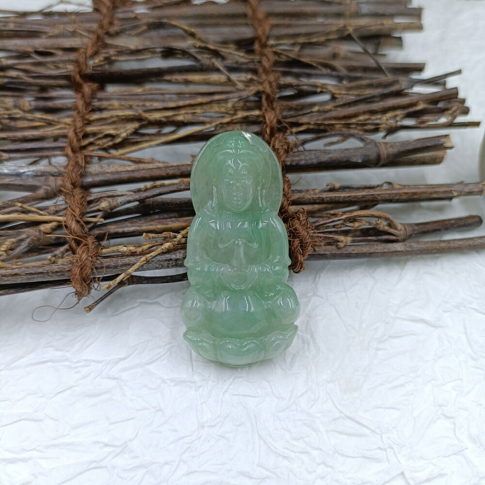 翡翠 A貨 綠底飄花 觀音 保平安 護身符