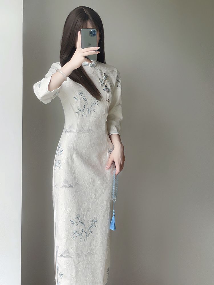 改良版旗袍2024新款復古氣質素雅新中式訂婚連衣裙秋冬蕾絲女裙子-享樂
