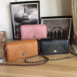 *vivishop*美國正品 COACH F22789官網新款限量 小羊皮鏈條包 斜背包 時尚鉚釘款1941高端系列女包 單肩斜背包 -附購票憑證
