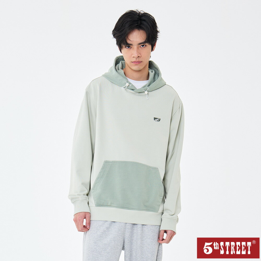 中性款 帽T 長袖 T恤 TEE 上衣 灰卡其 (560987) 【5th STREET】【年貨節全館390起】 治裝激推 最高折426