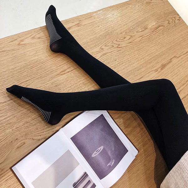 ANNAS 正韓 dominomoco 褲襪 120D 瘦腿襪 彈性襪 絲襪 壓力襪 不易破 收腹 提臀 瘦腿 顯瘦 黑色 韓國 1