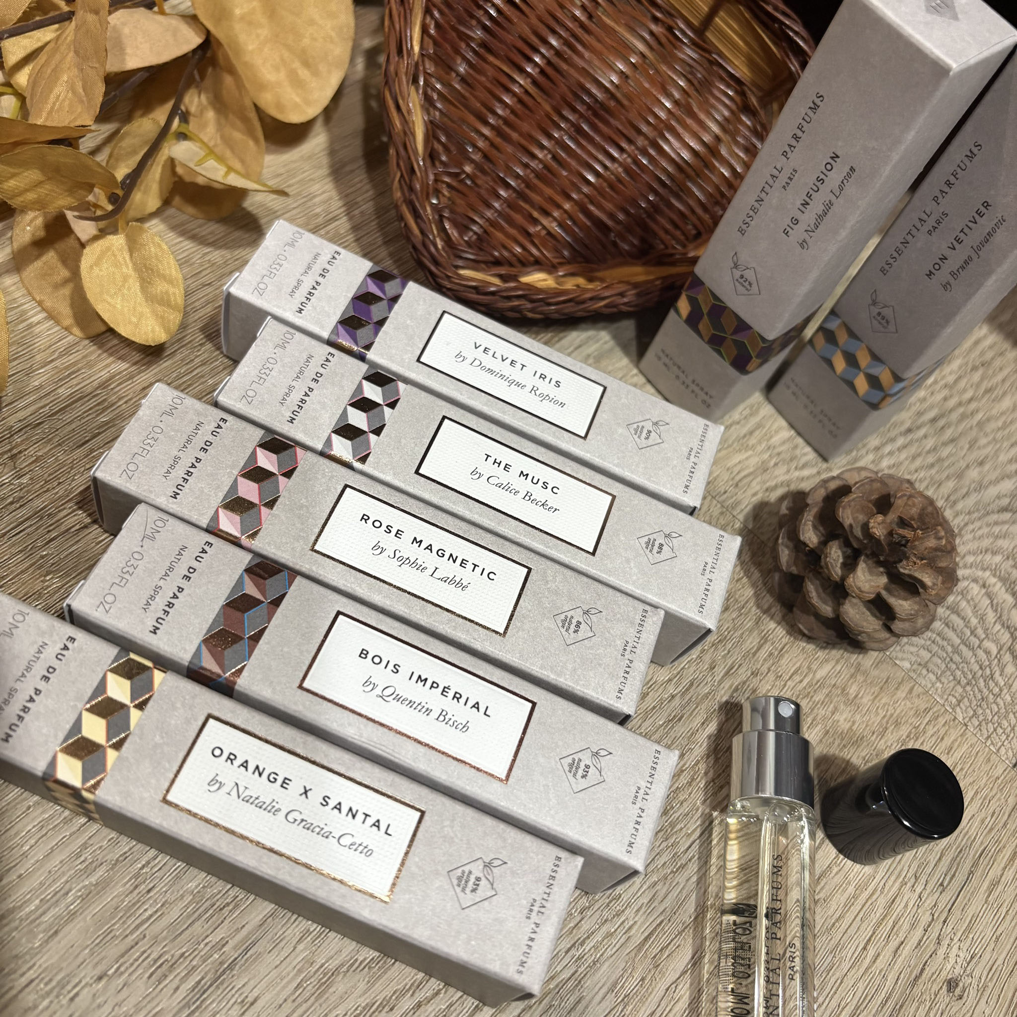 〖Essential Parfums〗帝國之木 磁之玫瑰 柑橘檀木 麝香 香檸檬之最 香水 淡香精 隨身香水 10ml