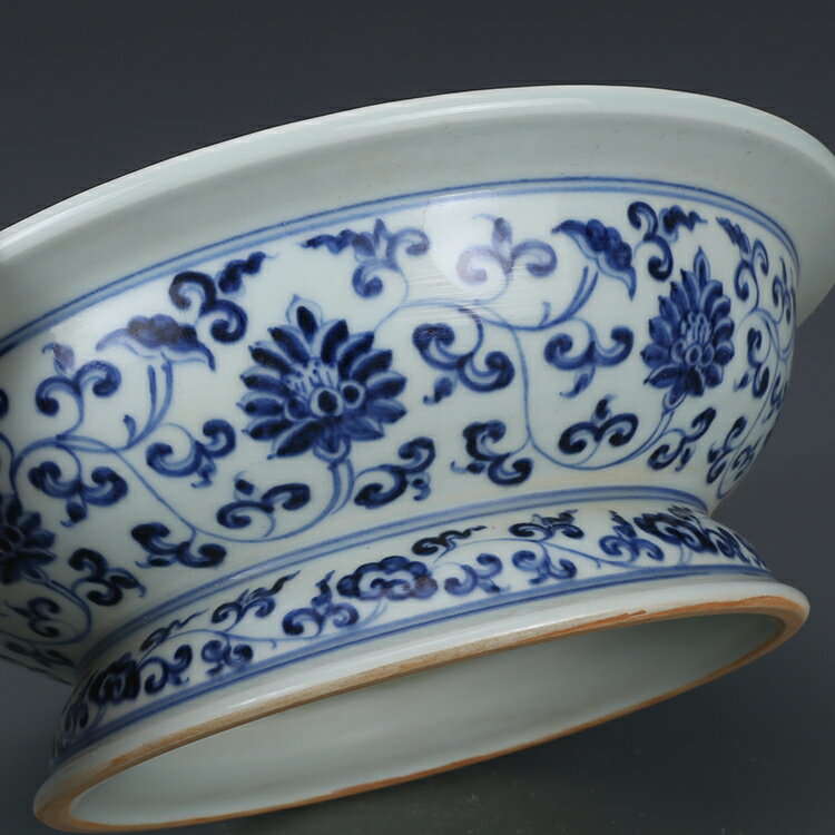 中国古董品 大明　宣德年制　纏枝蓮龍鳳紋果盒　 中国古美術　古瓷器　 古董古玩 置物 ｈｚ012 大明宣德年制纏枝蓮龍鳳紋果盤古董古玩收藏品仿古瓷器果盒| 協貿國際