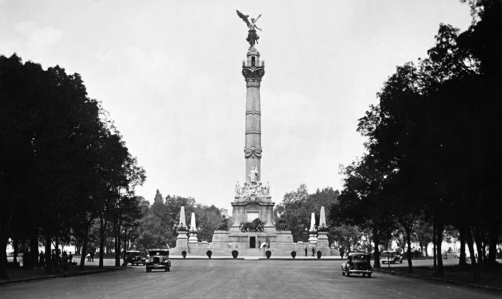 Posterazzi: Mexico City Monument Nthe Monument To Independence In ...