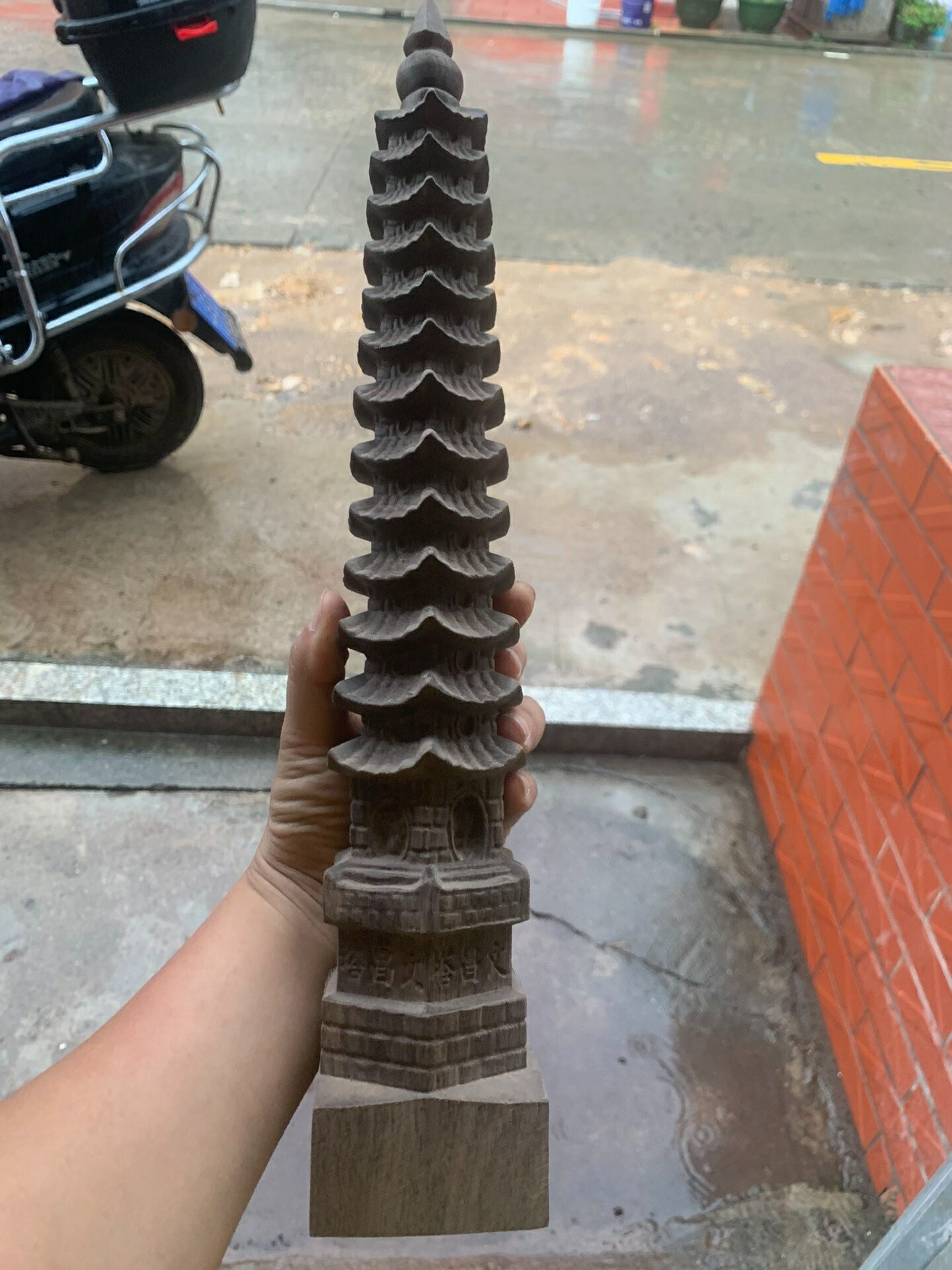 越南芽莊沉香木雕擺飾37公分13層寶塔原木雕刻整塊木頭雕刻不