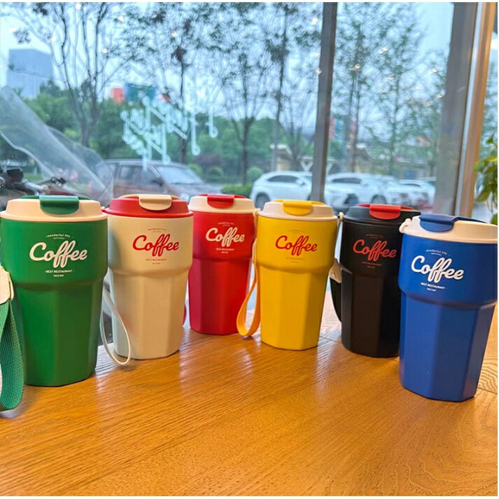 臺灣現貨｜ 時尚咖啡杯304不銹鋼保溫杯 辦公室學校水杯 手繩便攜大容量飲水杯｜丹丹悅生活