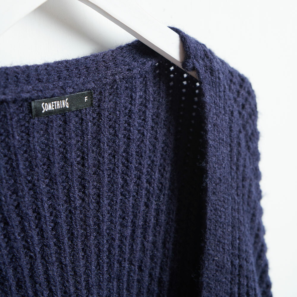 SOMETHING 女款 長版開襟毛衣針織外套 (丈青色) 4