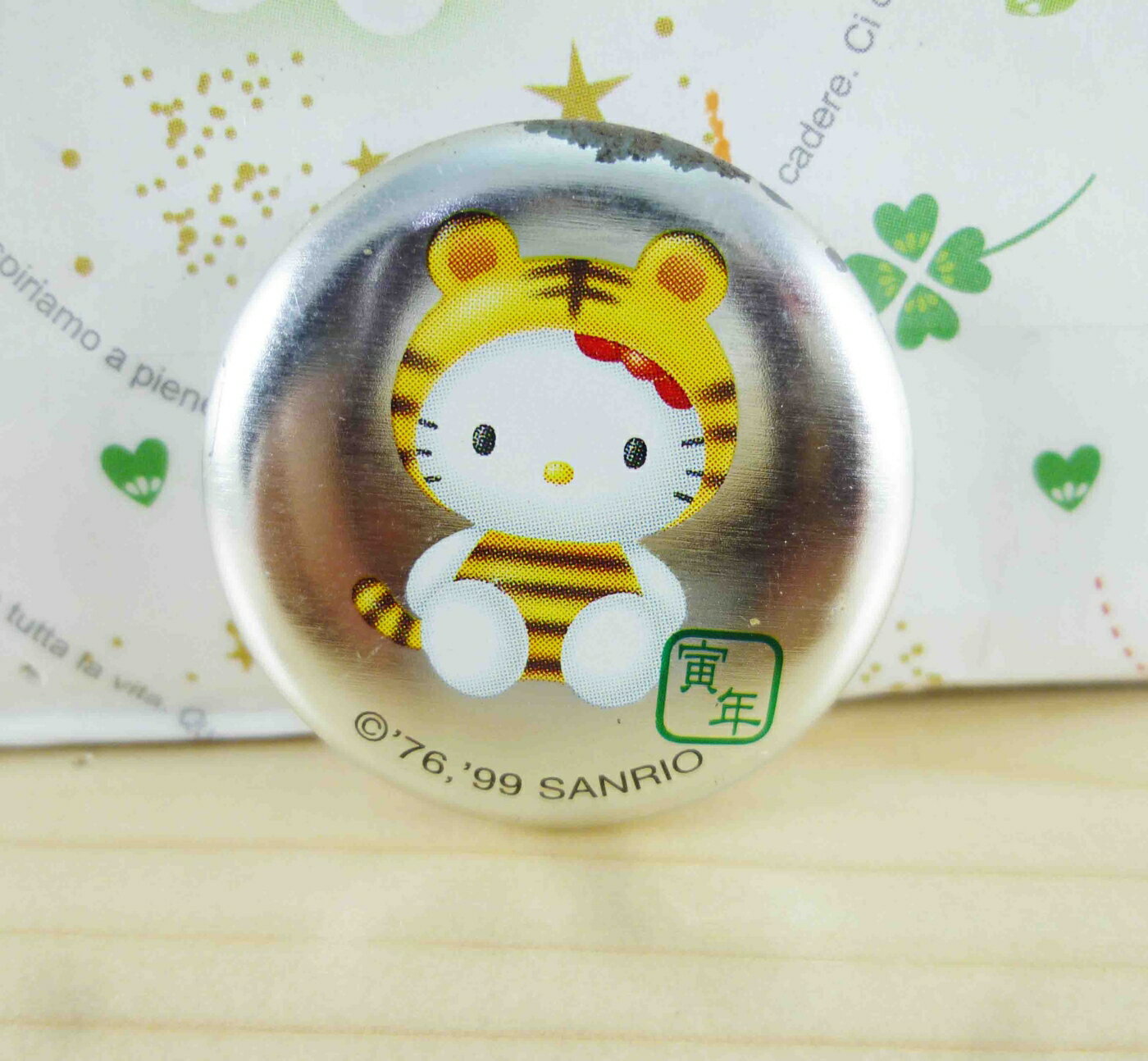【震撼精品百貨】Hello Kitty 凱蒂貓 KITTY別針-圓型-生肖系列-虎圖案 震撼日式精品百貨