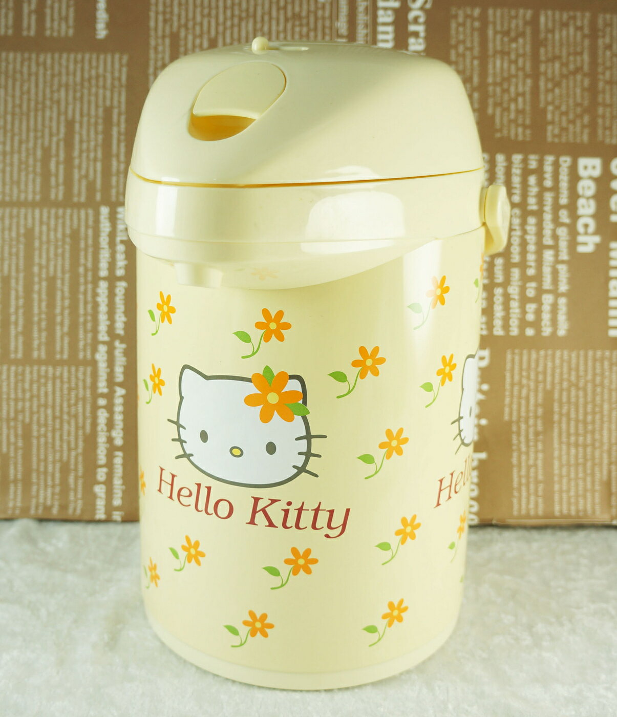 【震撼精品百貨】Hello Kitty 凱蒂貓 熱水瓶2.2L-MP-G220【共1款】 震撼日式精品百貨