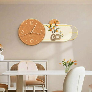 奶油風餐廳鐘錶裝飾畫綠植掛鐘客廳掛畫輕奢高級感餐桌時鐘壁畫 全館免運