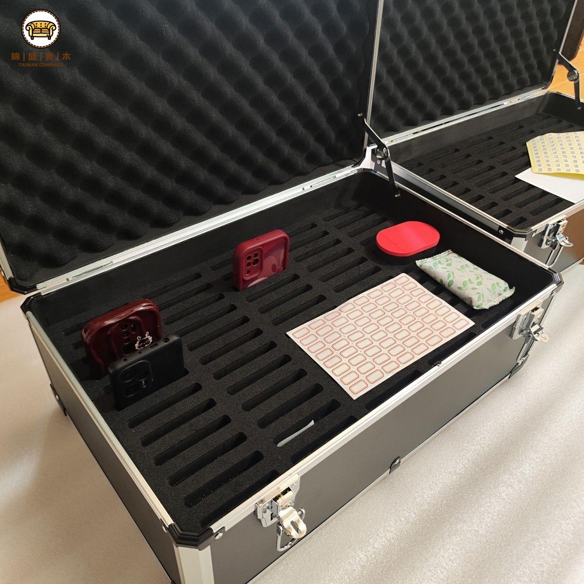 免運 【附發票】鋁合金手提箱 手提工具箱 器材箱 儀器箱 鋁合金手提工具箱便攜多部手機收納箱學生教室員工車間手機存放盒特惠/店長推薦新品 工廠直銷 折扣 j533
