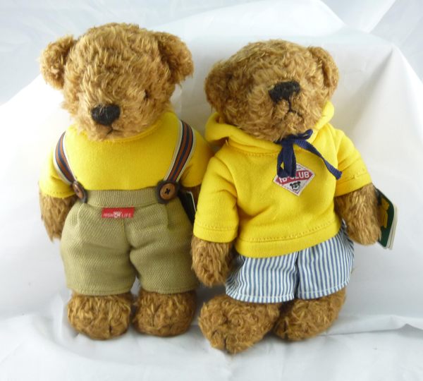 【震撼精品百貨】日本泰迪熊 玩偶 捲毛吊帶/帽T (共2款) 震撼日式精品百貨