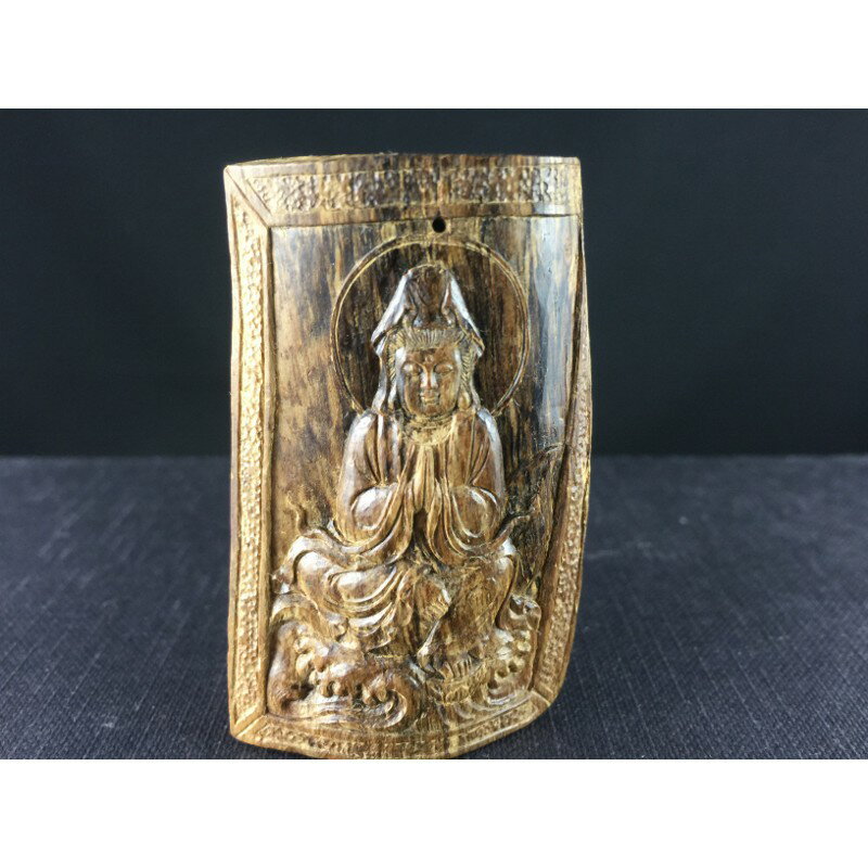 沉水~加里曼丹沉香雕件【周錦香】觀音菩薩 約14.7g【入水即沉】加里萬丹 佛牌 佛像 吊飾 吊墜