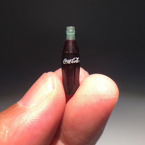 微縮仿真可口可樂汽水瓶模型場景景觀擺件塑料比例10高20mm散包
