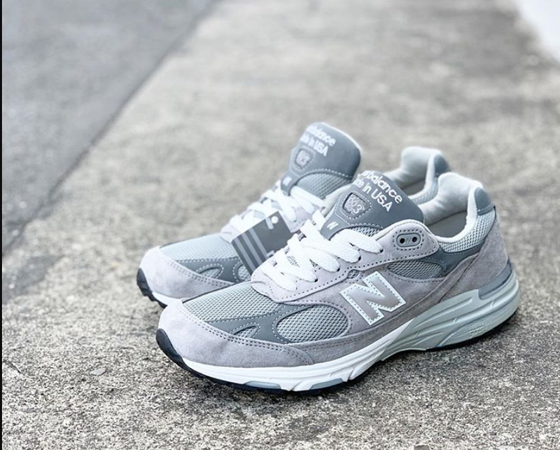 日本海外代購】New Balance 993 NB 元祖灰灰色皮革灰白反光麂皮慢跑